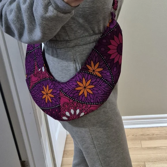 Handmade Cross Body - Picture 2 of 6
